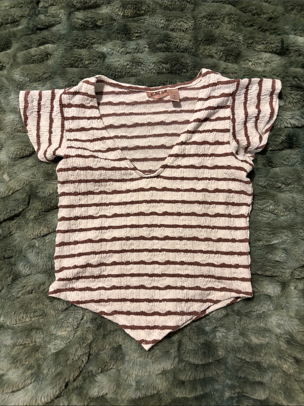 Willow & Root Striped V-Neck Short Sleeve Top - Brown & white
